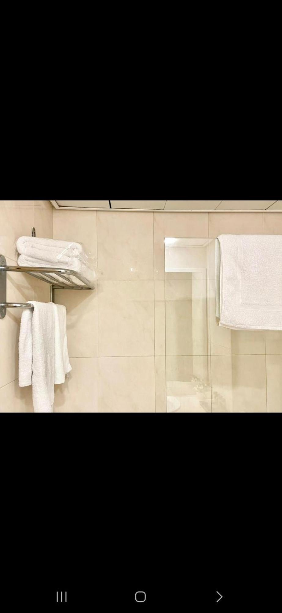 Oceanus Apartment Hotel Herzelia Zewnętrze zdjęcie